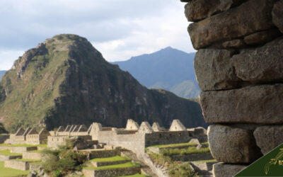 Huayna Picchu, Peru Guide: Tours, Hiking, Maps, Buildings, Facts, and History